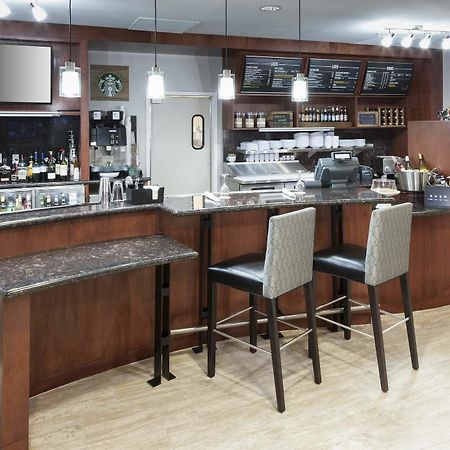 Courtyard By Marriott Waco Hotel Buitenkant foto