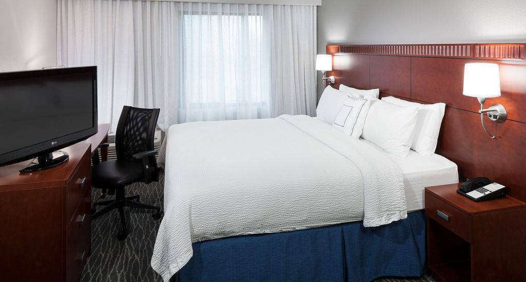 Courtyard By Marriott Waco Hotel Buitenkant foto